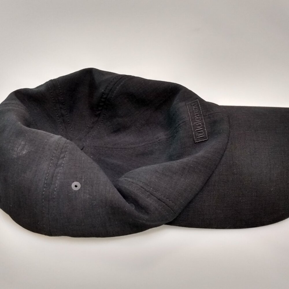 Lululemon Women's Fast Free Black Running Hat Script Logo Strapback Adjustable - Picture 4 of 9